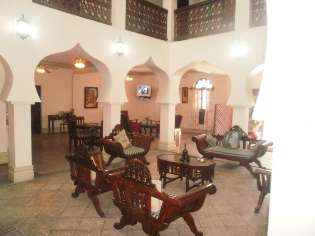Asmini Palace Hotel Занзибар Экстерьер фото